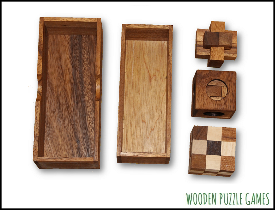 Set of 3 Puzzles in a wooden Box